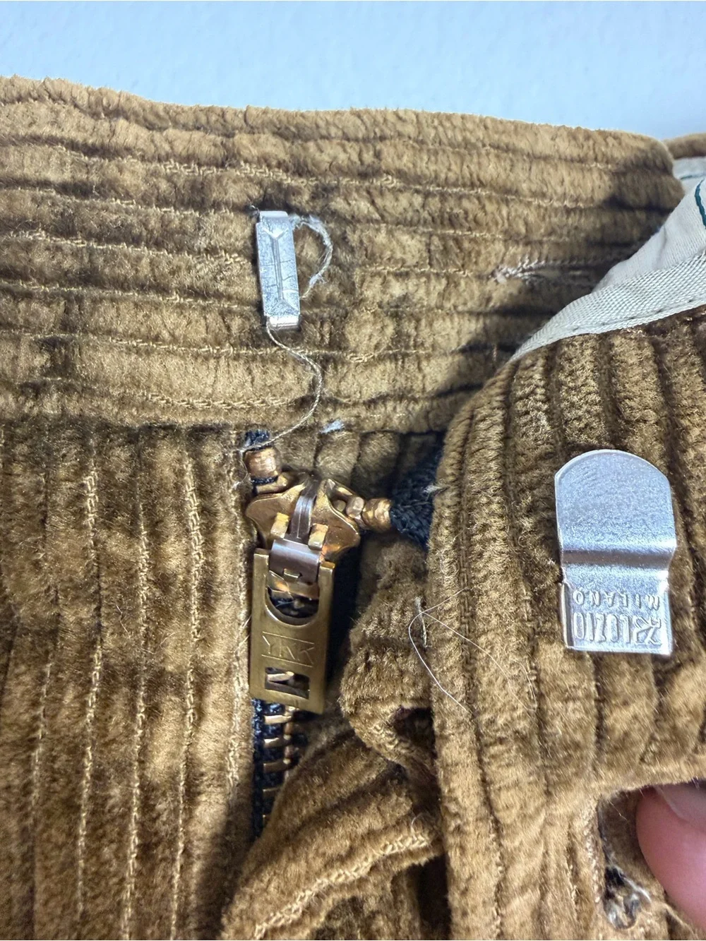 Vintage Gucci Made in Italy Brown Wide Wale Corduroy Trousers – Size 56